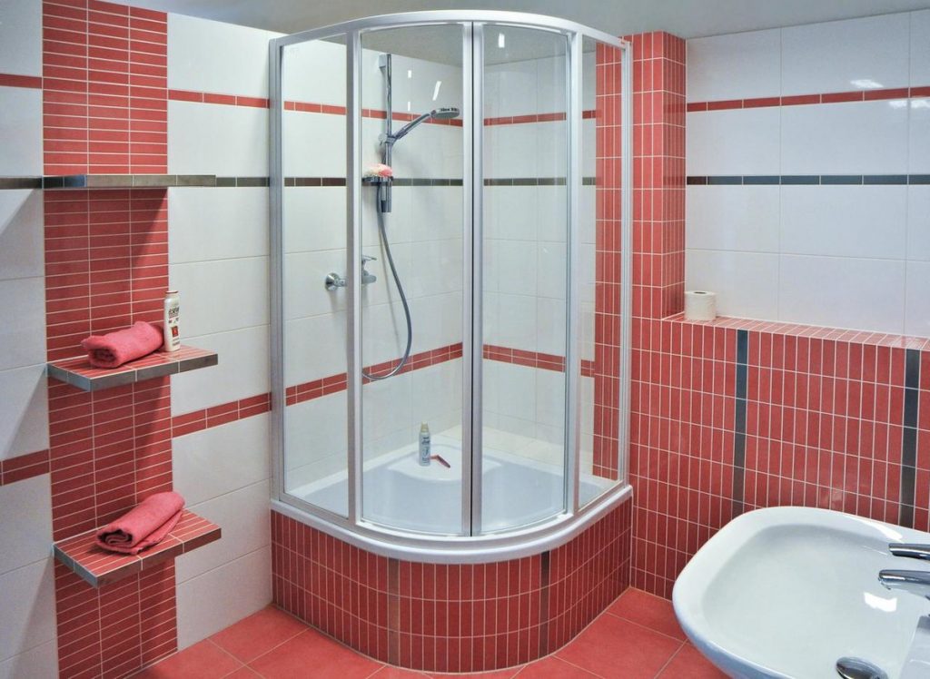 Ванны душевые кабины мебель ванной комнаты ванны